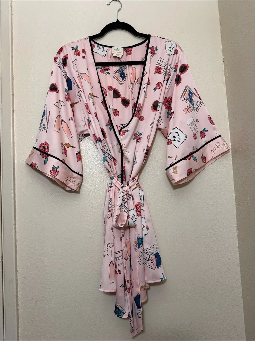 Kate Spade Silky Polyester Charmuse Pink Printed Wrap Robe. Luxe Luxury Size M